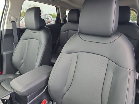 New 2026 Kia Sportage EX image 22