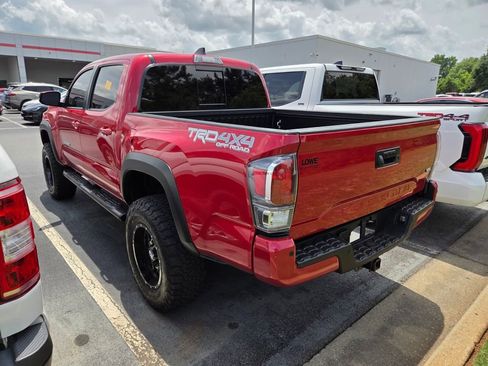 Used 2023 Toyota Tacoma TRD Off-Road w/ Advanced Technology Package AWD/4WD image 7