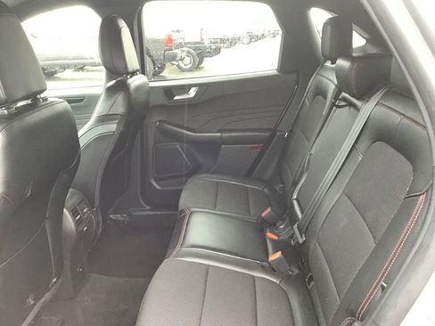 Used 2024 Ford Escape ST-Line image 17