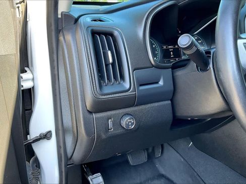 Used 2022 GMC Canyon Elevation RWD image 32