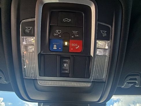 Used 2022 RAM 1500 Laramie w/ Sport Appearance Package AWD/4WD image 35