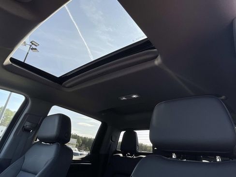 Used 2022 Chevrolet Silverado 1500 LT Trail Boss w/ LT Trail Boss Premium Package image 20