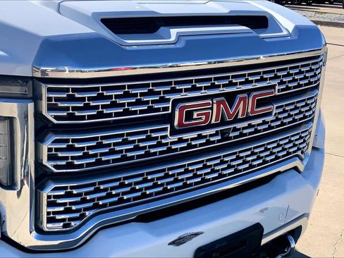 Used 2020 GMC Sierra 3500 Denali w/ Denali Ultimate Package image 29