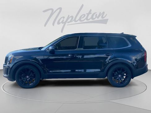 Used 2022 Kia Telluride EX w/ EX Premium Package AWD/4WD image 2