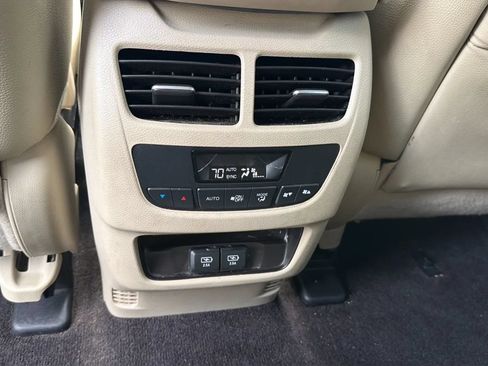 Used 2017 Acura MDX SH-AWD image 43