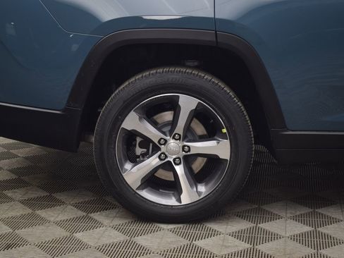 New 2026 Jeep Grand Cherokee L Limited image 8