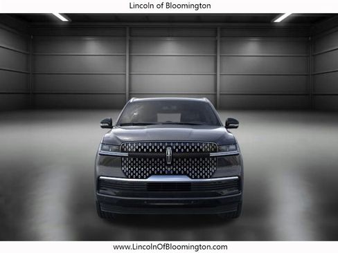 New 2025 Lincoln Navigator L Reserve image 6