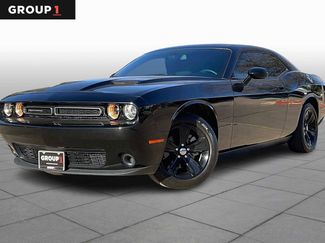 Used 2023 Dodge Challenger SXT video 1