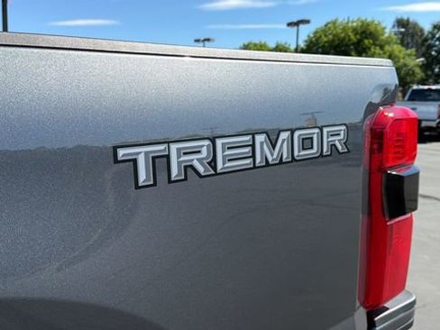 New 2026 Ford F250 Lariat w/ Tremor Off-Road Package AWD/4WD image 13