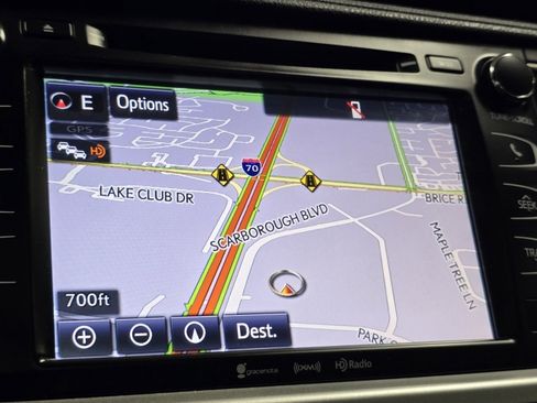 Used 2019 Toyota Highlander SE AWD/4WD image 4