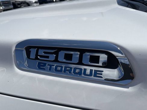Used 2024 RAM 1500 Big Horn AWD/4WD image 3