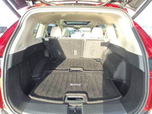 Used 2023 Nissan Rogue SL image 18