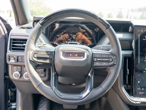 New 2026 GMC Yukon AT4 w/ AT4 Premium Plus Package AWD/4WD image 19