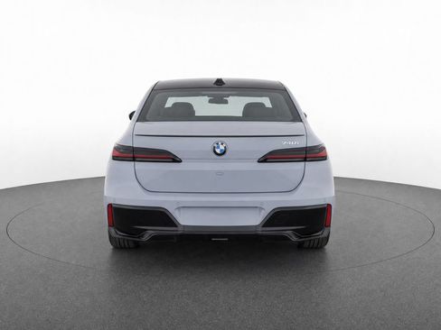 Used 2023 BMW 740i RWD image 29