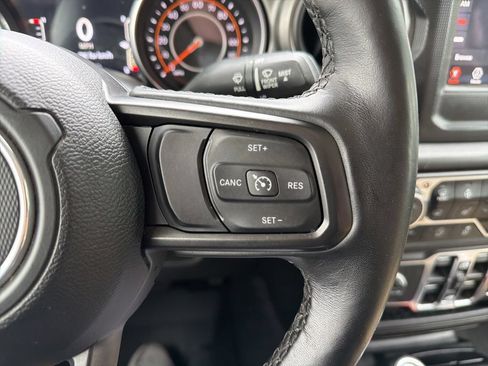 Used 2021 Jeep Gladiator Sport AWD/4WD image 64