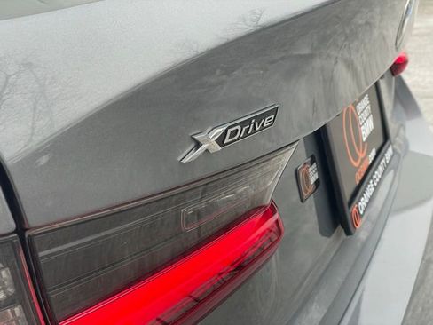 Used 2023 BMW 330i xDrive Sedan w/ Premium Package image 29