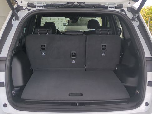 New 2026 Jeep Grand Cherokee Laredo X image 13