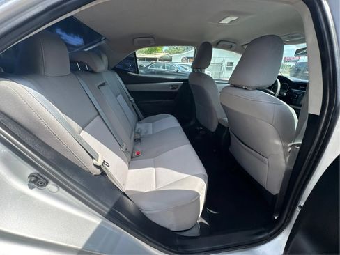 Used 2015 Toyota Corolla LE FWD image 24