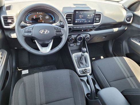 New 2025 Hyundai Venue SEL image 7