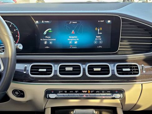 Used 2020 Mercedes-Benz GLS 450 4MATIC image 41