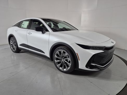 New 2026 Toyota Crown image 8