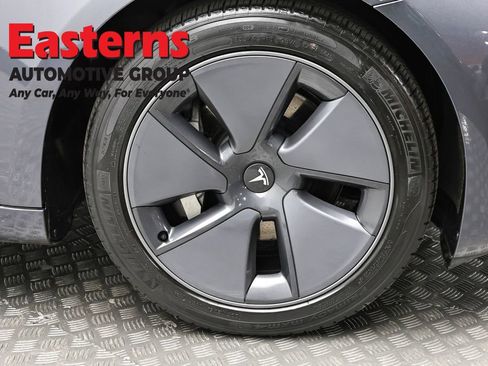 Used 2023 Tesla Model 3 Standard Range image 28