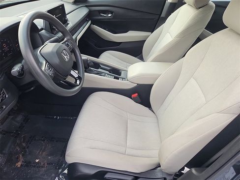Certified 2023 Honda Accord LX image 24