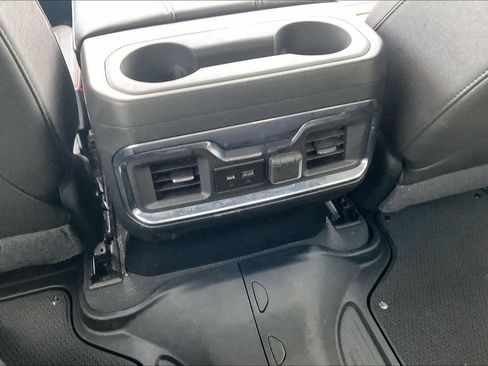 Used 2022 GMC Sierra 1500 AT4 w/ AT4 Premium Package AWD/4WD image 12