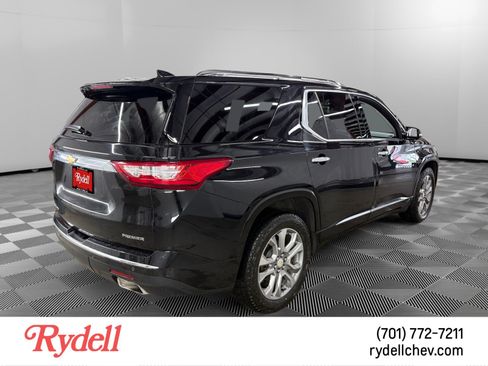 Used 2019 Chevrolet Traverse Premier w/ LPO, Floor Liner Package AWD/4WD image 5