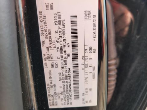 Used 2025 Ford Escape ST-Line image 29