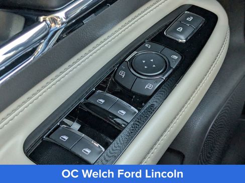 Used 2024 Lincoln Corsair FWD w/ Equipment Group 101A image 29