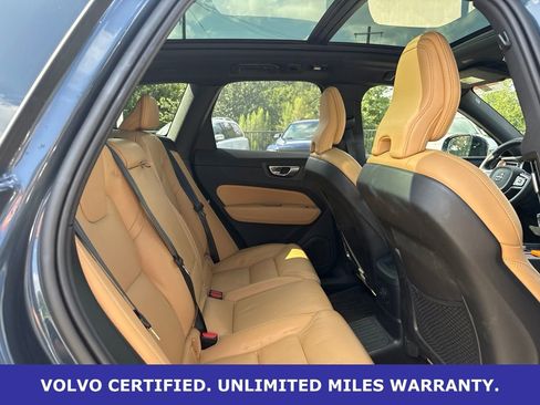 Used 2024 Volvo XC60 T8 Ultimate w/ Protection Package Premier AWD/4WD image 16
