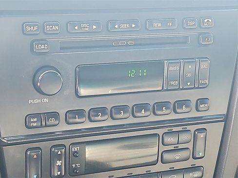 Used 2002 Ford Thunderbird image 13