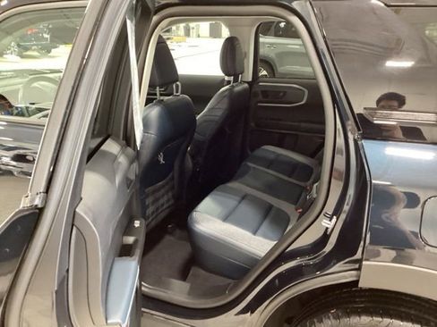 Used 2022 Ford Bronco Sport Outer Banks w/ Tech Package AWD/4WD image 12
