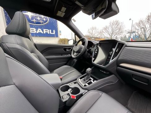 Certified 2025 Subaru Forester Limited image 18