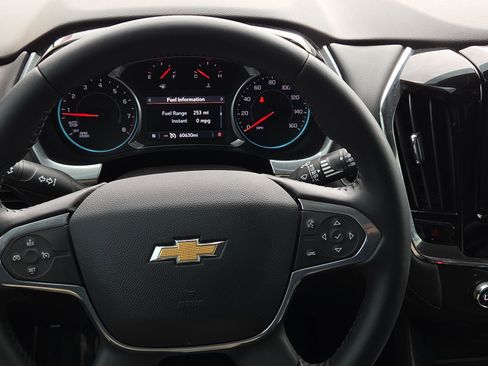 Certified 2021 Chevrolet Traverse LT image 15