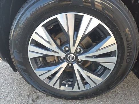 Used 2021 Nissan Rogue SV AWD/4WD image 43