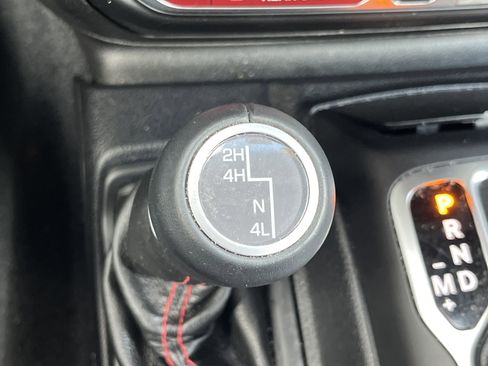 Used 2021 Jeep Wrangler Unlimited Rubicon image 8