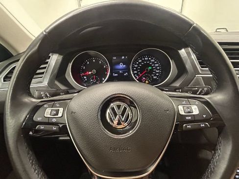 Used 2019 Volkswagen Tiguan S AWD/4WD image 18