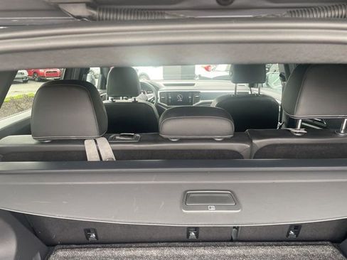 Used 2023 Volkswagen Atlas Cross Sport SEL R-Line image 17