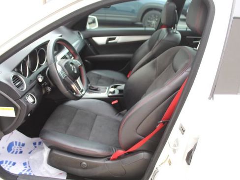 Used 2013 Mercedes-Benz C 250 Sedan image 27