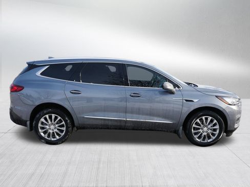 Used 2021 Buick Enclave Premium w/ Surround and Sites Package image 8