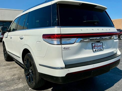 Used 2024 Lincoln Navigator Reserve w/ Monochromatic Package AWD/4WD image 13