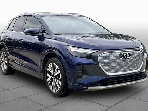 Used 2023 Audi Q4 e-tron Premium Plus w/ Premium Plus RWD image 2