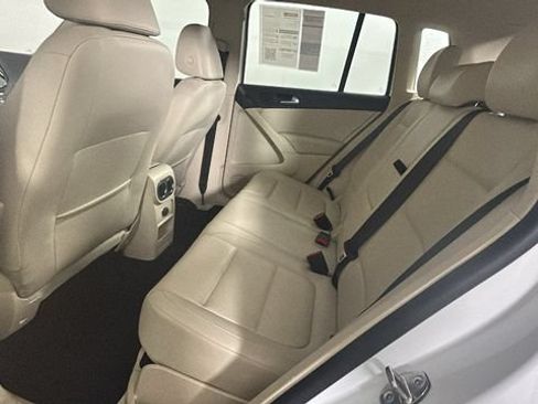 Used 2017 Volkswagen Tiguan S AWD/4WD image 23