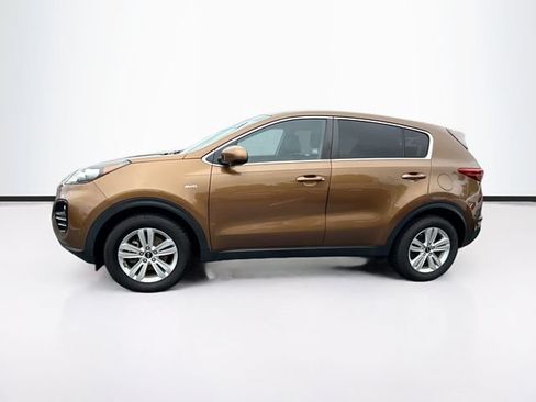 Used 2017 Kia Sportage LX AWD/4WD image 6