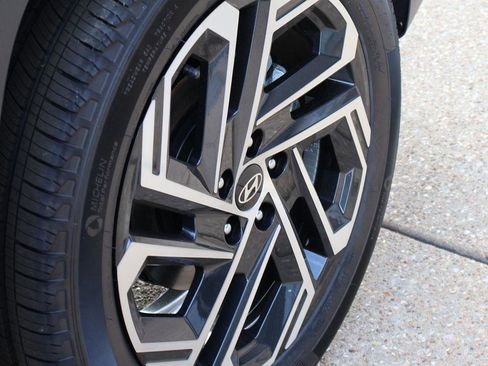 New 2026 Hyundai Tucson Limited image 42