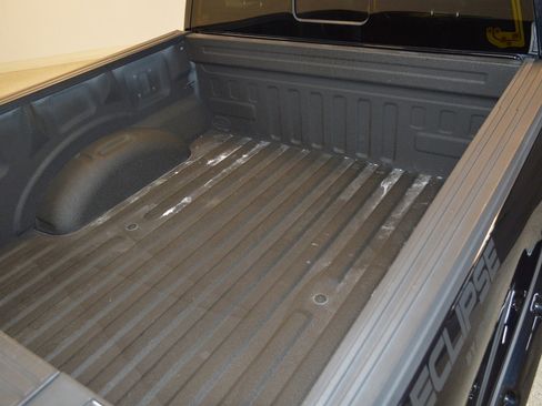 Used 2021 Ford F150 XLT w/ Equipment Group 302A High image 13