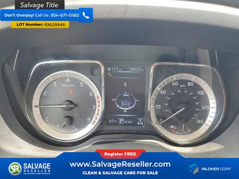 Used 2017 Nissan Titan SV AWD/4WD image 12