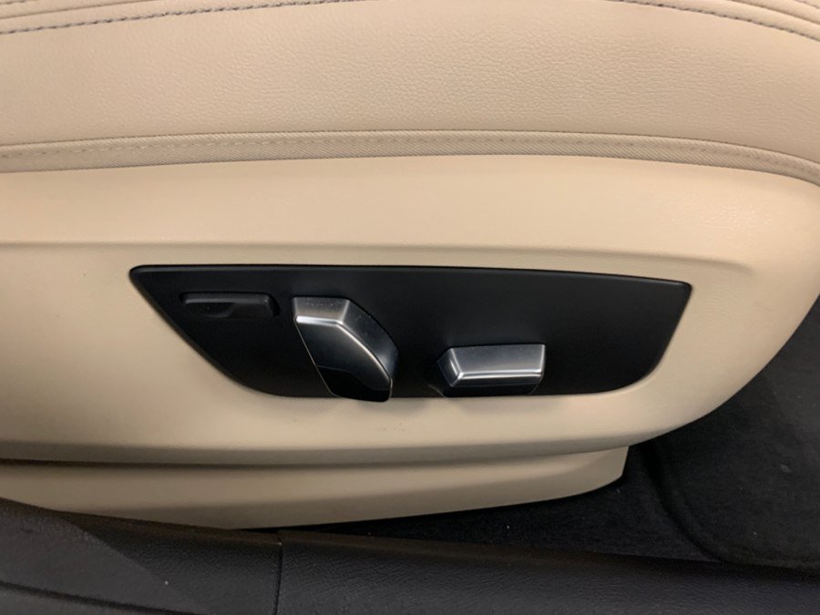 Used 2023 BMW 530i w/ Premium Package RWD image 71